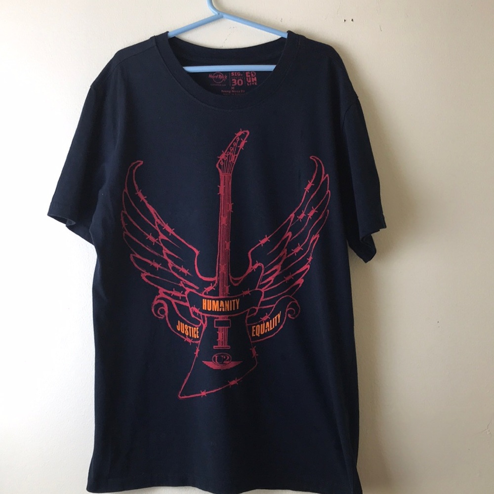Band tees hard rock cafe U2 sig. series Amnesty International black t-shirt sz M